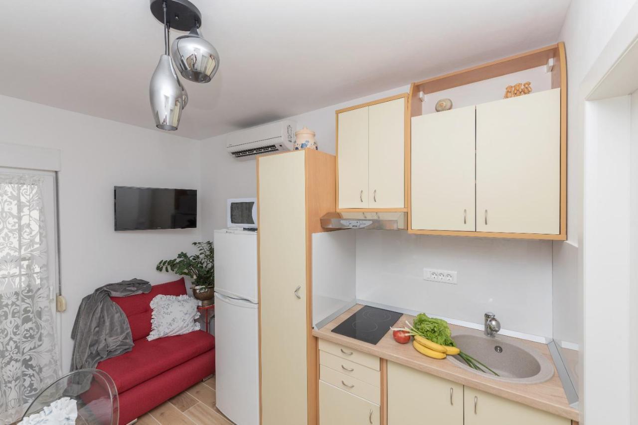 East Side Deluxe Suite Makarska Exterior photo