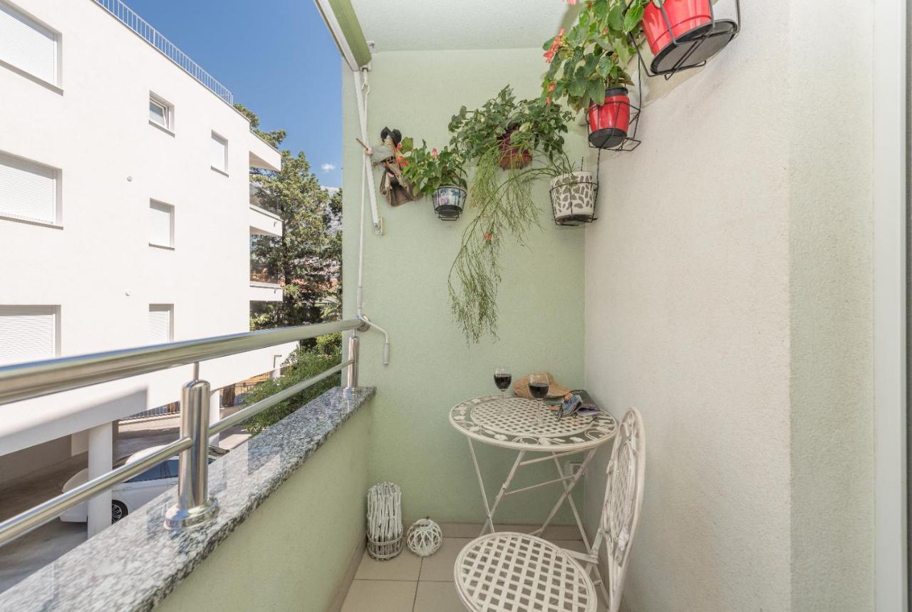 East Side Deluxe Suite Makarska Exterior photo