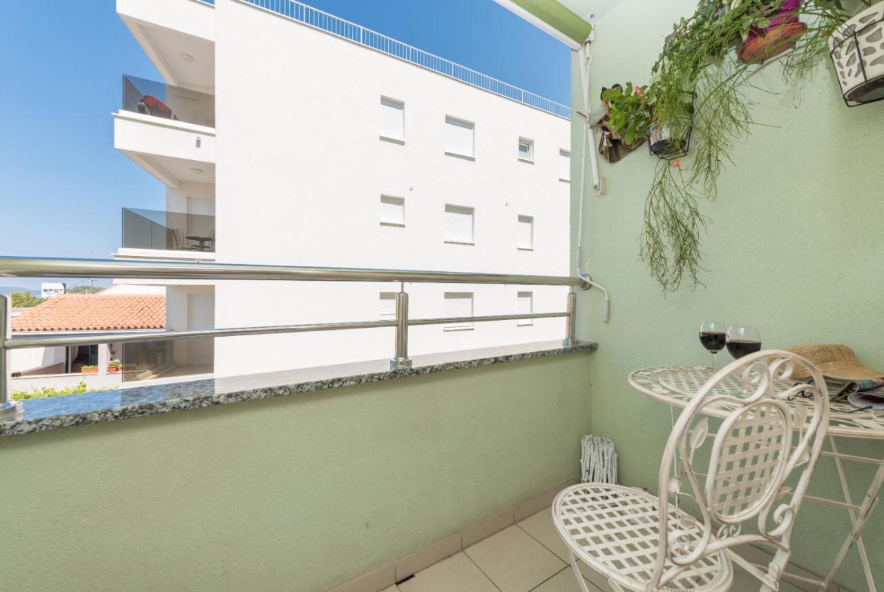 East Side Deluxe Suite Makarska Exterior photo